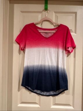 Sonoma Red White Navy Ombre V-Neck Short Sleeve Tee